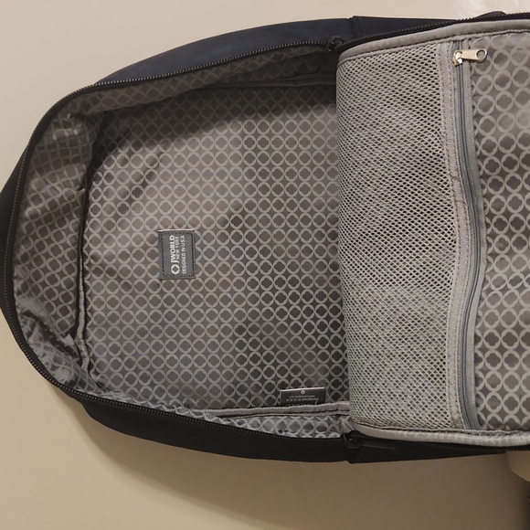 J WORLD Project Backpack - Picture 6 of 10